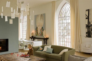 Illustration for article titled Beautiful Churches That Have Been Converted into Secular Buildings